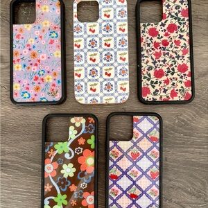iPhone 12 Wildflower Case Set